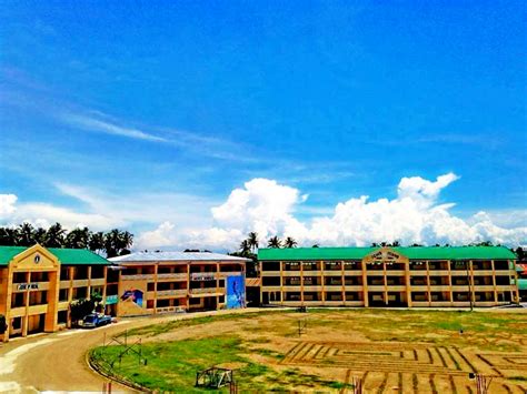 icnhs school id|Iligan City National High School: ICNHS' Description.